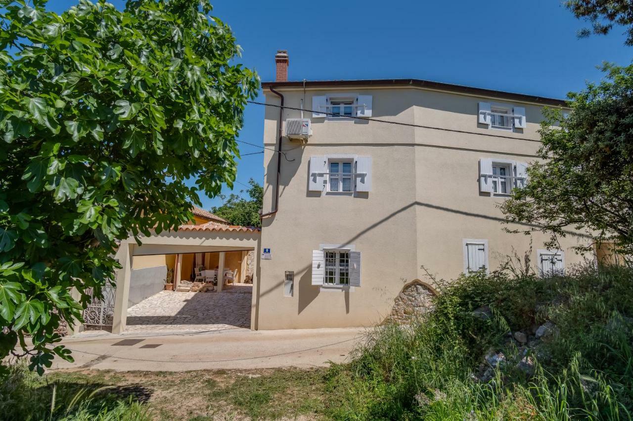 Mediterranes Ferienhaus M. Terrasse ヴェリ・ロシニュ エクステリア 写真